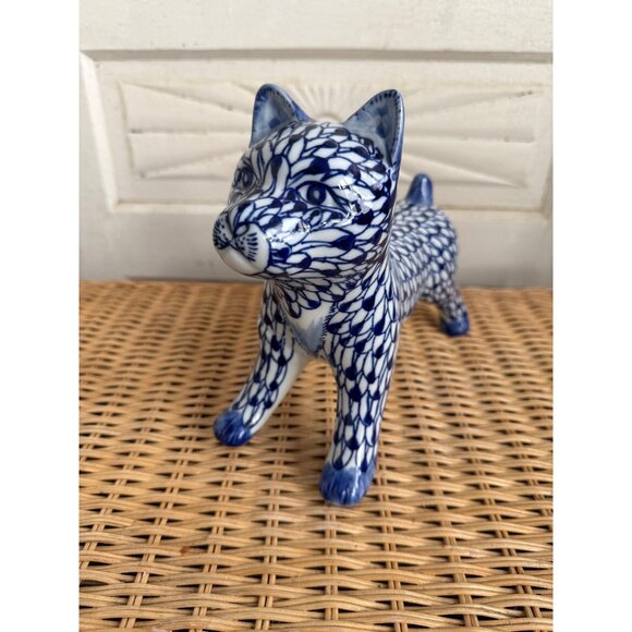Andrea Sadek Other - Vintage 80s Hand Painted Andrea Sadek Porcelain Dog Blue White Fishnet Pattern